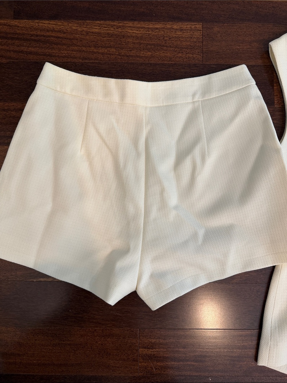 Commense Cream Textured Sleeveless Button Vest & Shorts Set - Picture 6 of 7